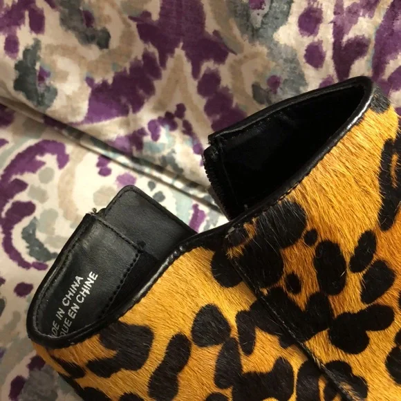 EUC Urban Outfitters Thelma Leopard Print Ankle Boots Size 8 - Picture 11 of 15